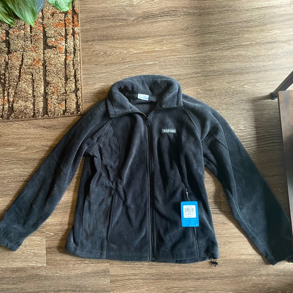 Columbia Women’s Fleece Jacket Size L NWT